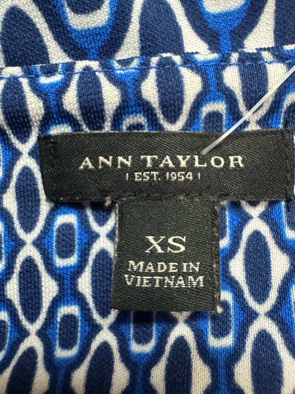 Ann Taylor Geometric Chain Link 3/4 Sleeve Blouse - Size XS
