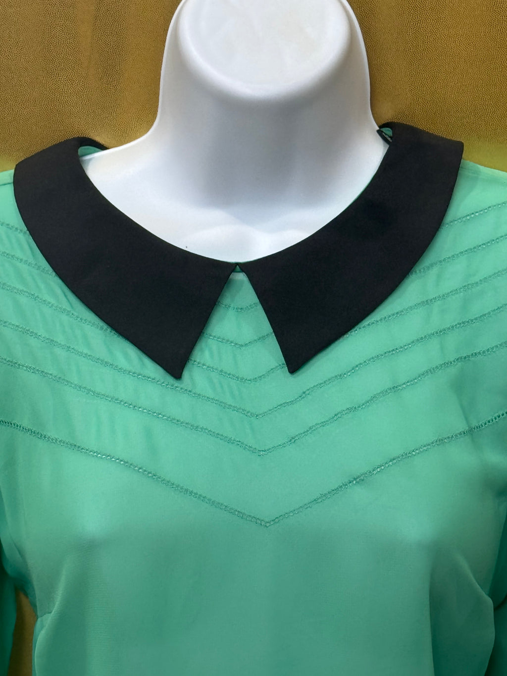 Vintage-Vibe Green Chiffon Long Sleeve Blouse by Allen B. Size XS