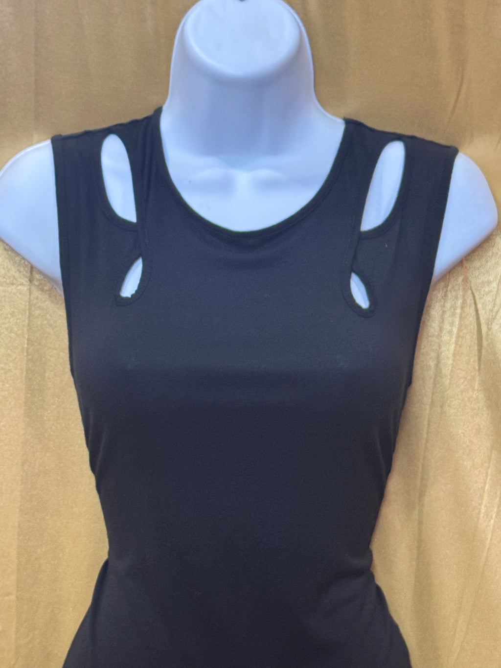 Max Studio Black Cut-Out Shoulder Tank Top - Size Small