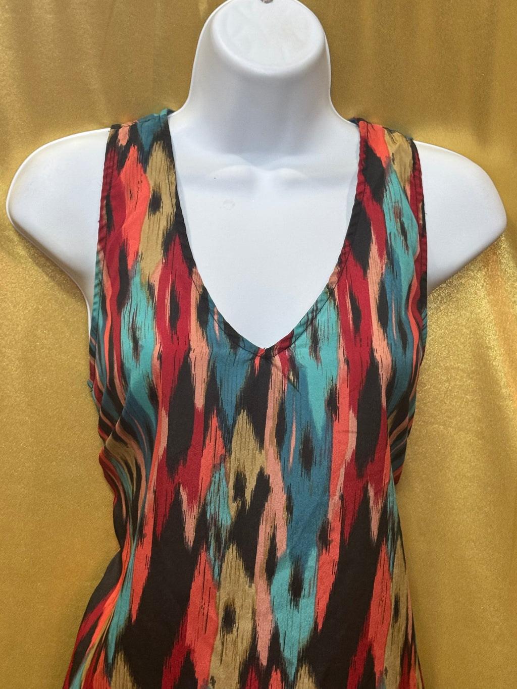 Eight Sixty Colorful Ikat Diamond V-Neck Tunic Tank Top - Size Small