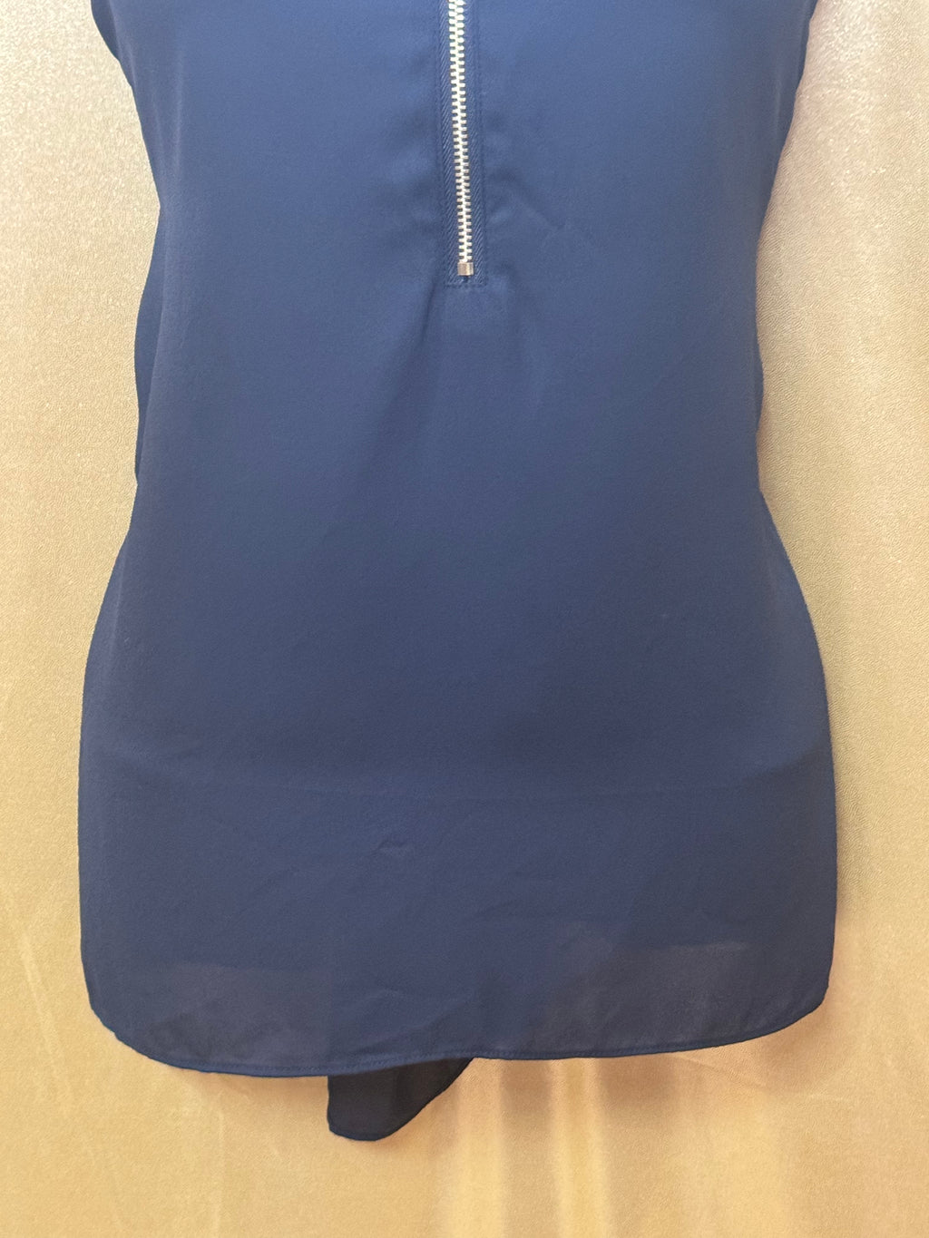 Bold Elements Black Zip V-Neck Sleeveless Blouse Size Small