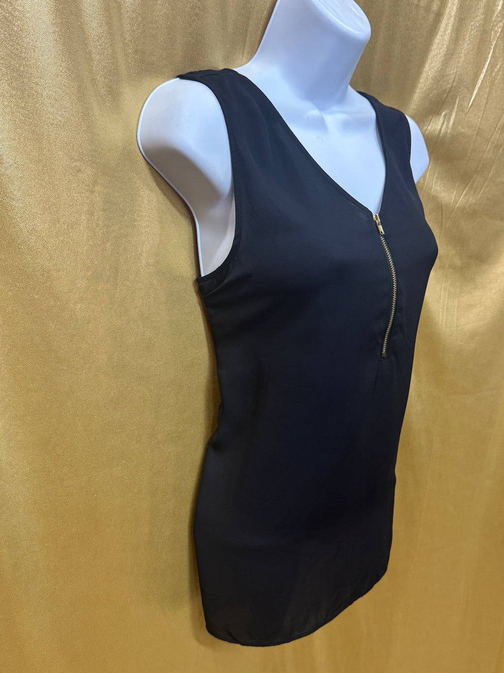 Bold Elements Black Zip V-Neck Sleeveless Blouse Size Small