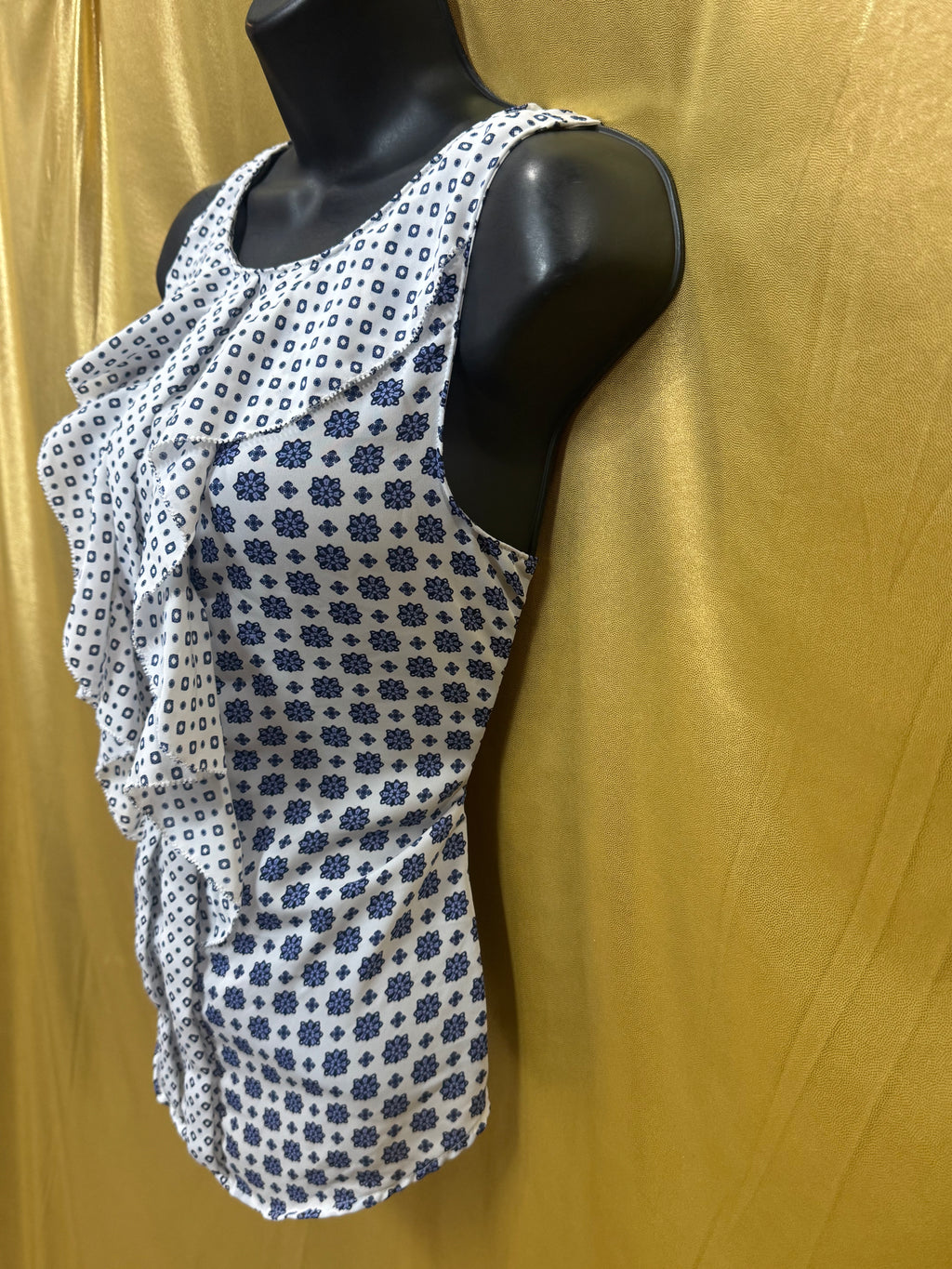 ELLE Blue & Purple Geometric Floral Ruffle Sleeveless Blouse, Small