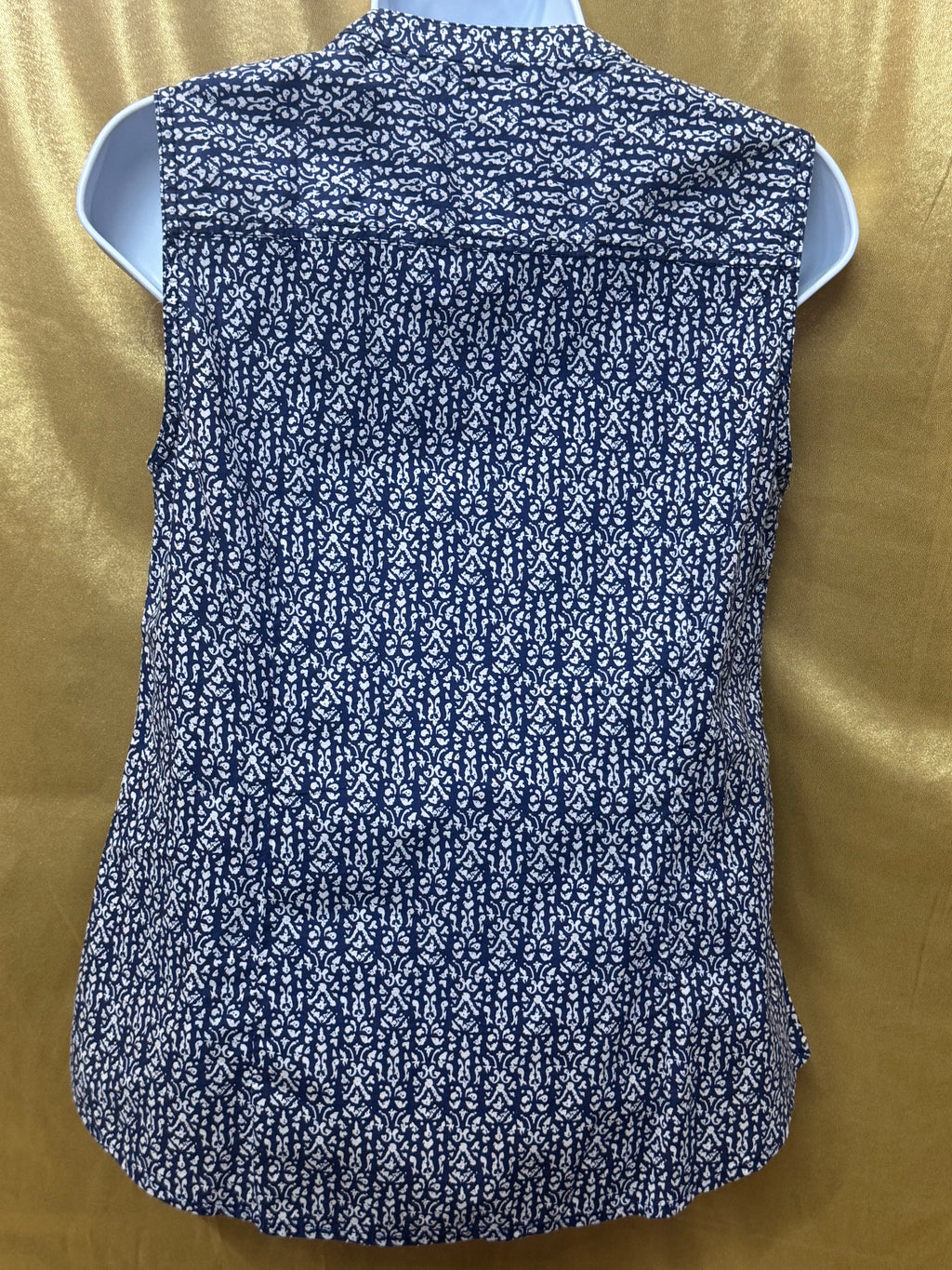 Bit & Bridle Blue & White Cotton Sleeveless Blouse - Size Small