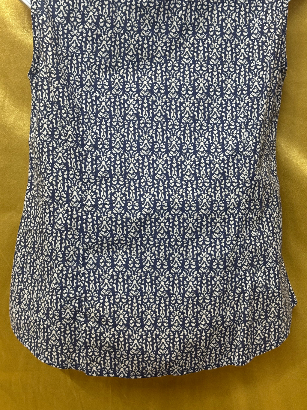 Bit & Bridle Blue & White Cotton Sleeveless Blouse - Size Small