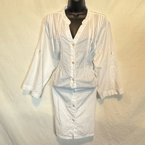 Club Z Collection white pleated V-neck button front blouse size 1X women's business casual top with 3/4 sleeves At A Golden Lady Boutique