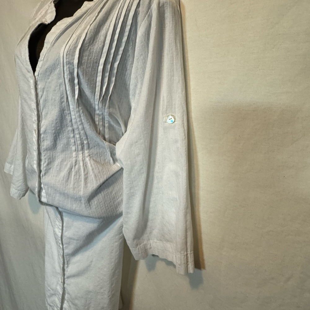 Club Z Collection White Pleated V-Neck Button Front Blouse Size 1X