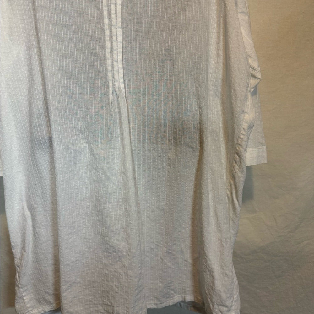 Club Z Collection White Pleated V-Neck Button Front Blouse Size 1X