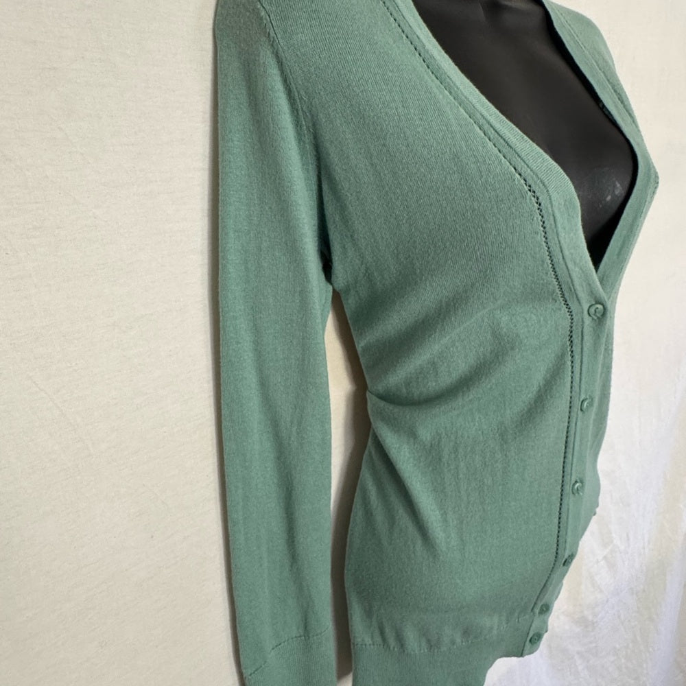 Green V-neck Long Sleeve Cardigan Sweater Size XS