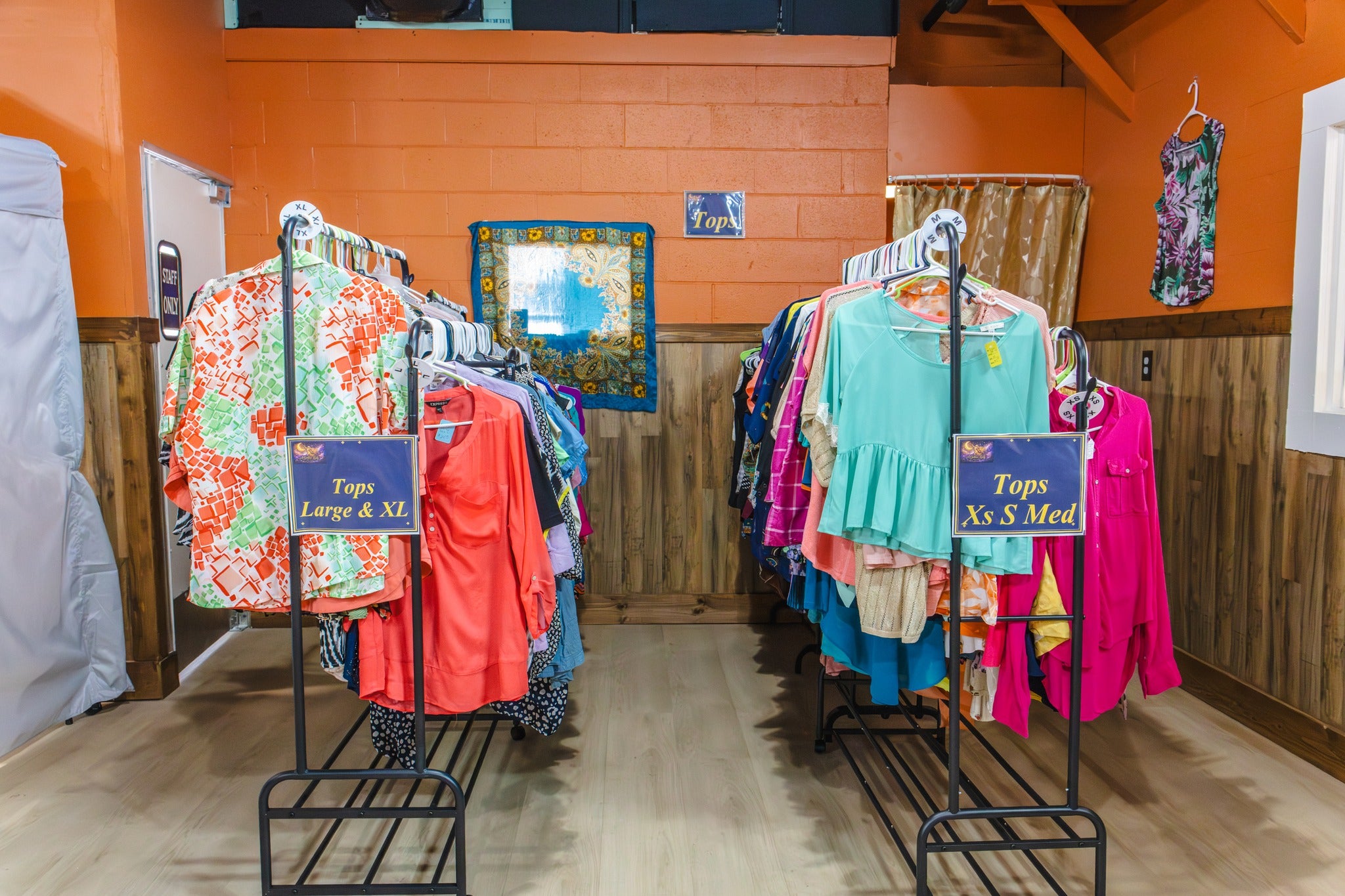 A Golden Lady Boutique Event Photo 32