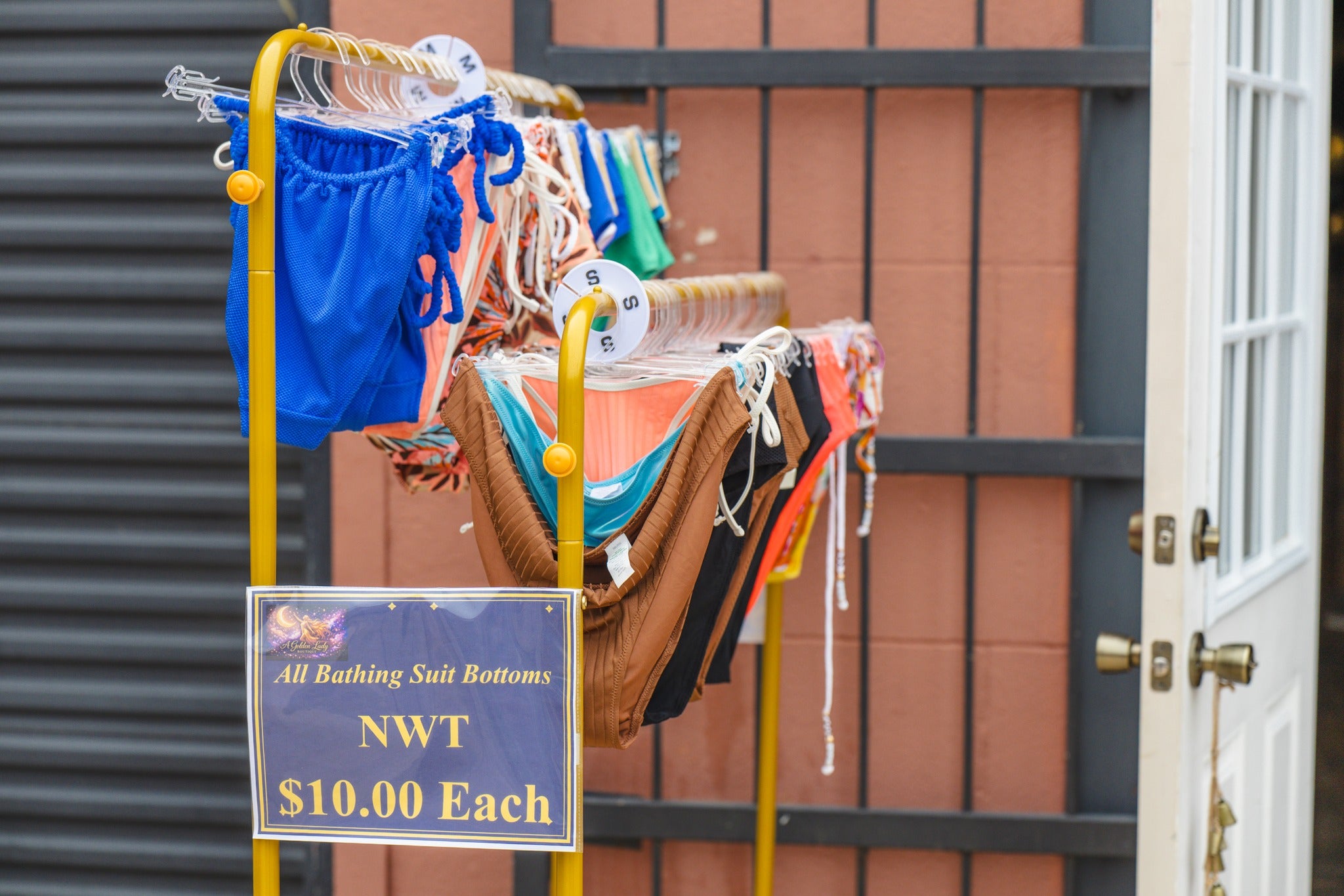 A Golden Lady Boutique Event Photo 6