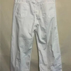 B-253 Ariat NWT White Distressed Ultra High Rise Tomboy Wide Leg Cropped Jeans‎