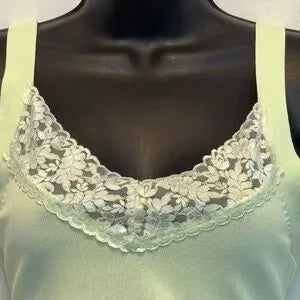C-146 Dressbarn Green Lace Detail Sleeveless Pullover Sweater Size S‎