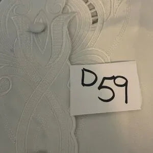 D-59 Anne Larson Vintage White Lace & Embroidered Long Sleeve Blouse Size MP‎