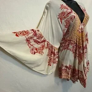 E-124 Free People Cream Red & Orange Ruffle Flowy Sleeve Pullover Blouse Size XS